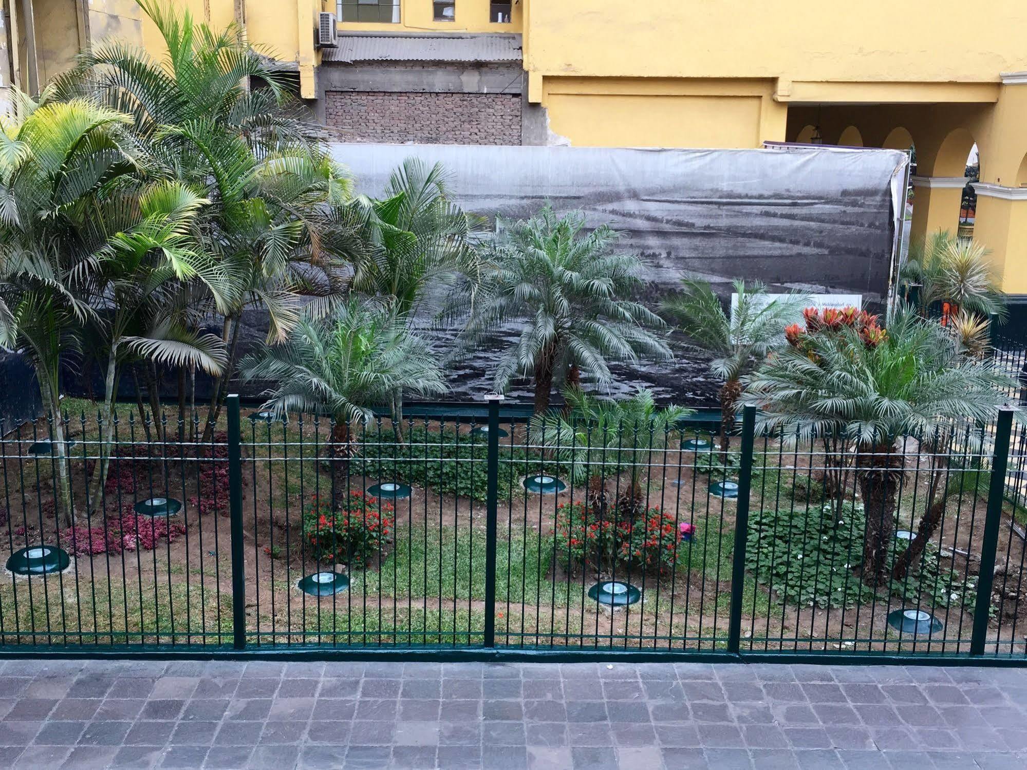 Hospedaje Santa Rosa- Centro Historico Lima Bagian luar foto